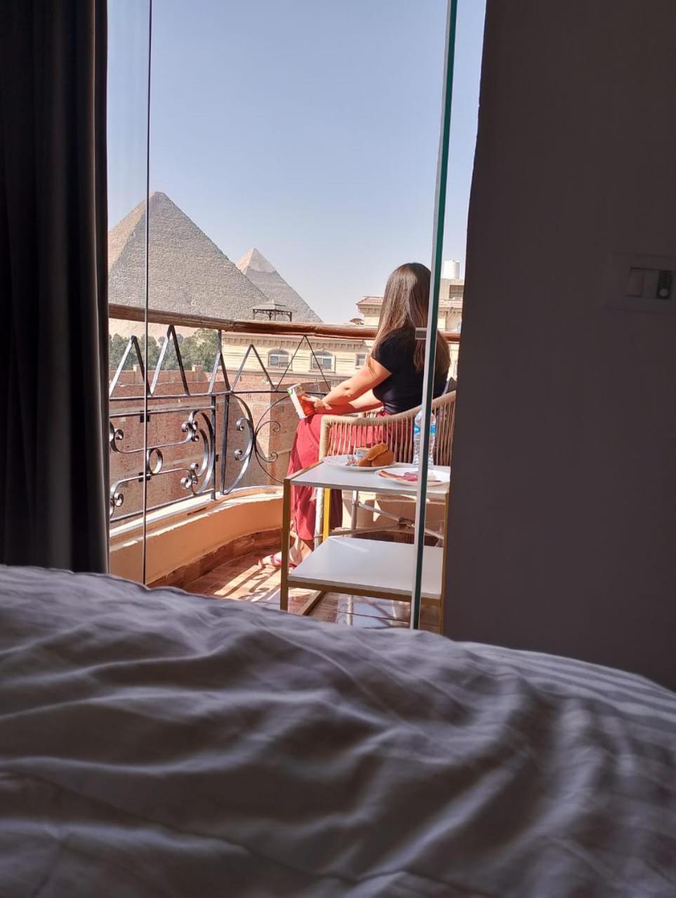 Oh Pyramids View Hotel Kafrat al Jabal Exterior foto